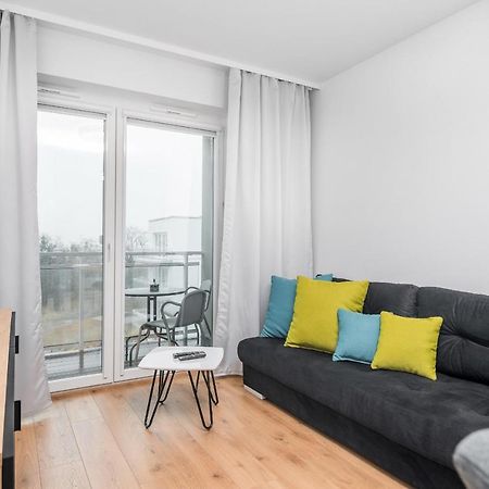 Wroclaw Rose Apartments By Noclegi Renters Bagian luar foto