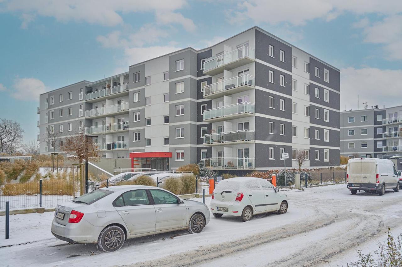 Wroclaw Rose Apartments By Noclegi Renters Bagian luar foto